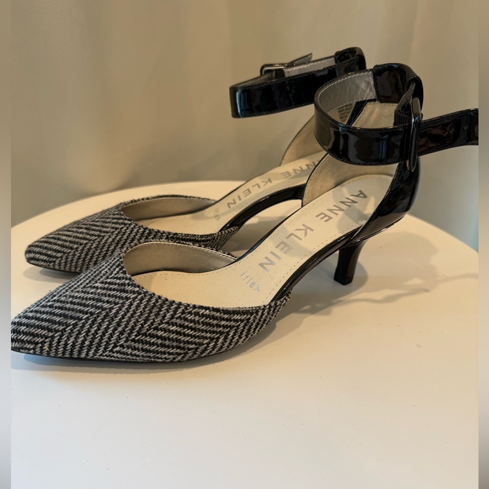 Anne Klein Flex Chevron Black Heels